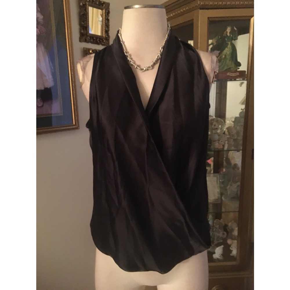 Worthington like new silk sleeveless faux wrap top size 6